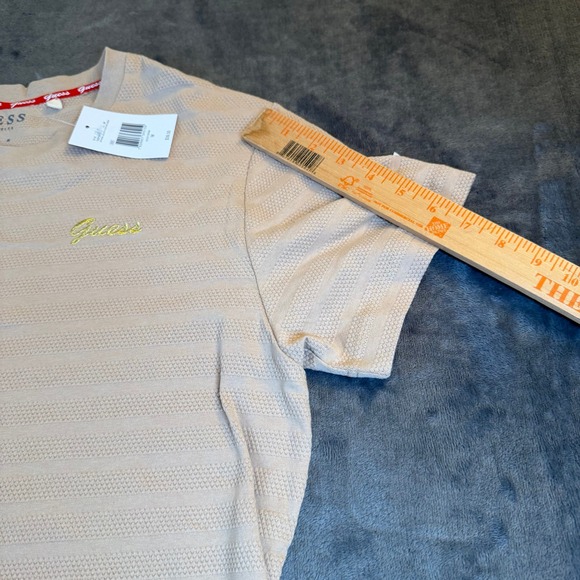 GUESS Tan Stripe Textured Crew Neck T-Shirt Short Sleeve Mens Size Medium NWT - Picture 10 of 12